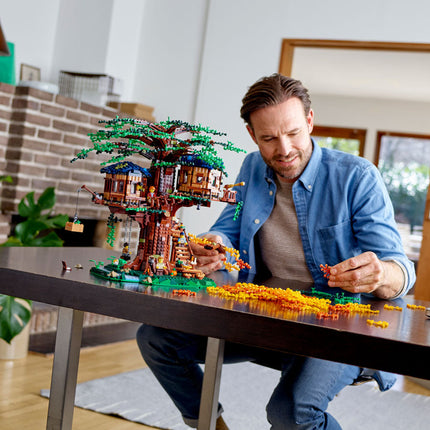 LEGO® Ideas Tree House 21318