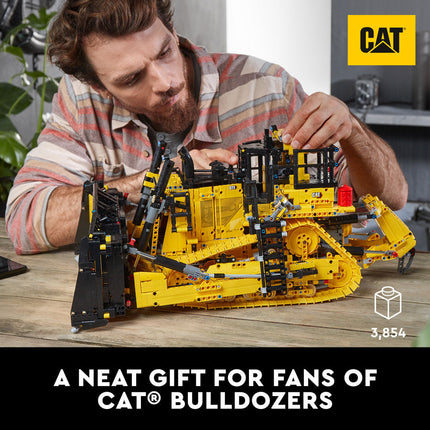 LEGO® Technic™ App-Controlled Cat® D11 Bulldozer 42131 - BUILT-UP MODEL