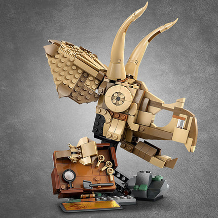 LEGO® Jurassic World Dinosaur Fossils: Triceratops Skull 76969