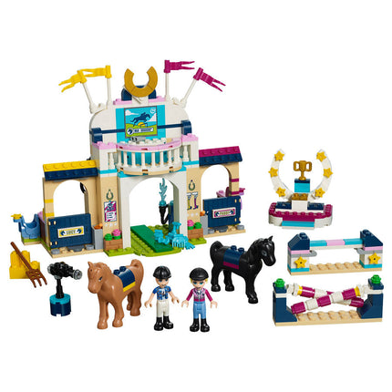 LEGO® Friends Stephanie's Horse Jumping