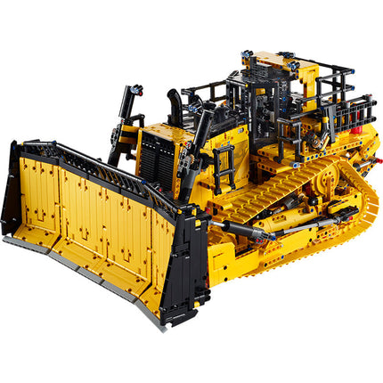 LEGO® Technic™ App-Controlled Cat® D11 Bulldozer 42131 - BUILT-UP MODEL