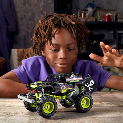 LEGO® Technic Monster Jam® Grave Digger® 42118