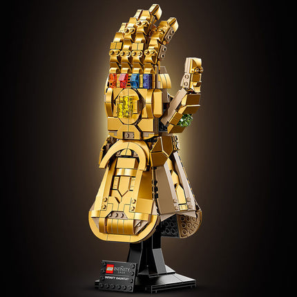 LEGO® Marvel Infinity Gauntlet Collectible Building Kit 76191